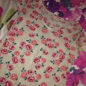 Women’s shirt size L